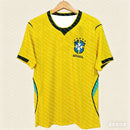 Camisa de Futebol Brasil 2026 Kit Home Masculina Adulto Secagem Rápida Respirável Camiseta de Torcedor Uso na Praia